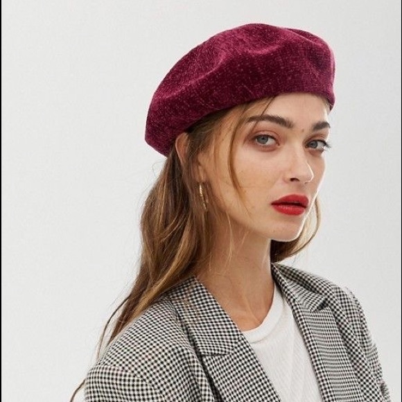 Raspberry Beret - Picture 4 of 10